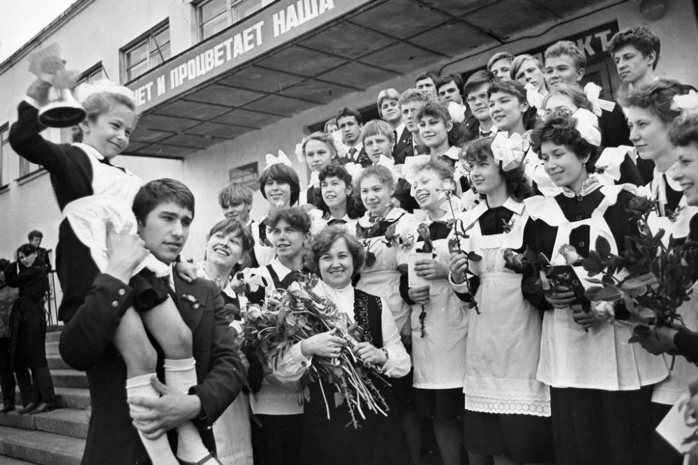 “Ку-ку” из-под парты: маленькие истории про 1 сентября