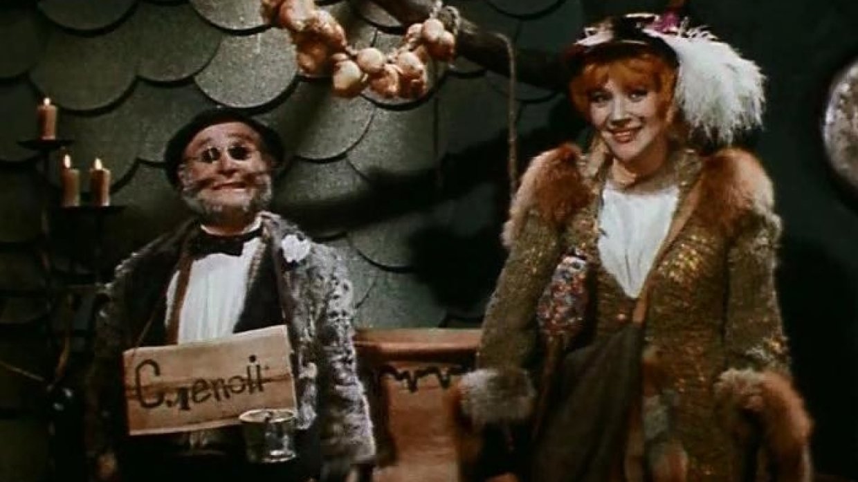 Рептилоид и ведро: маленькие истории про маскарадные костюмы