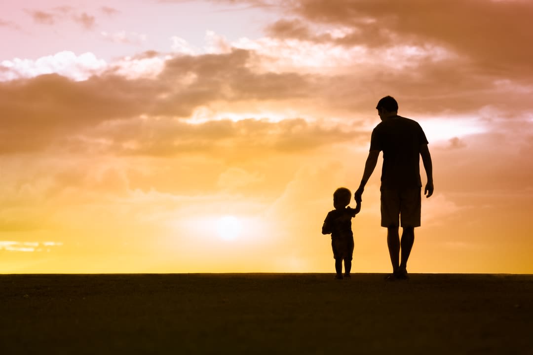 “Я ваш сын”: маленькие истории про новости об отцовстве